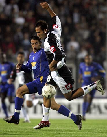 圣保利vs柏林联合：杰克逊-欧文、藤田让瑠奇马首发，汤姆-罗特、容诺夫出战