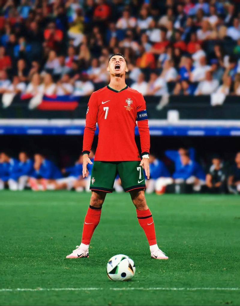 足球+音乐会，河南主帅拉莫斯当乐团指挥&阿奇姆彭等球员参加