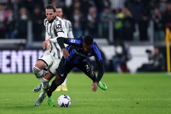 阿方索·戴维斯：本轮欧冠我将迎来复出，不确定是否能上场